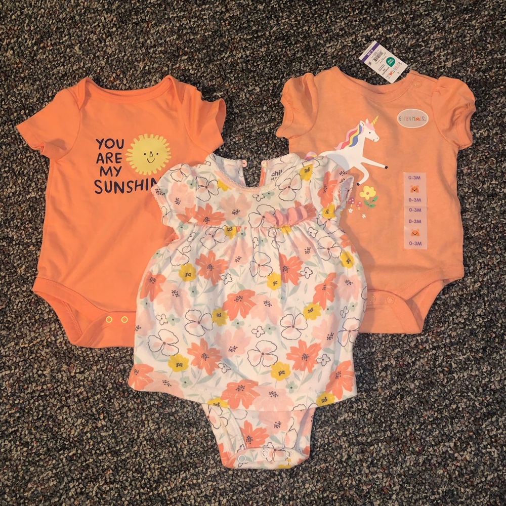 3 pieces of baby girl Peach Bodysuits